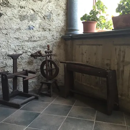 Casa Taralin فندق مبيت وإفطار